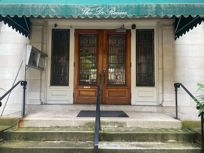 Building Photo - 24 E Liberty