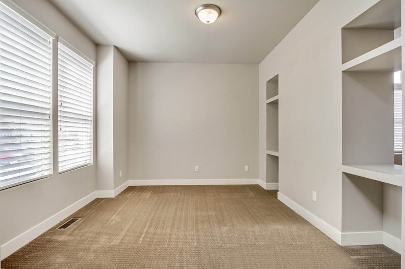 Building Photo - 4492 Milford Dr