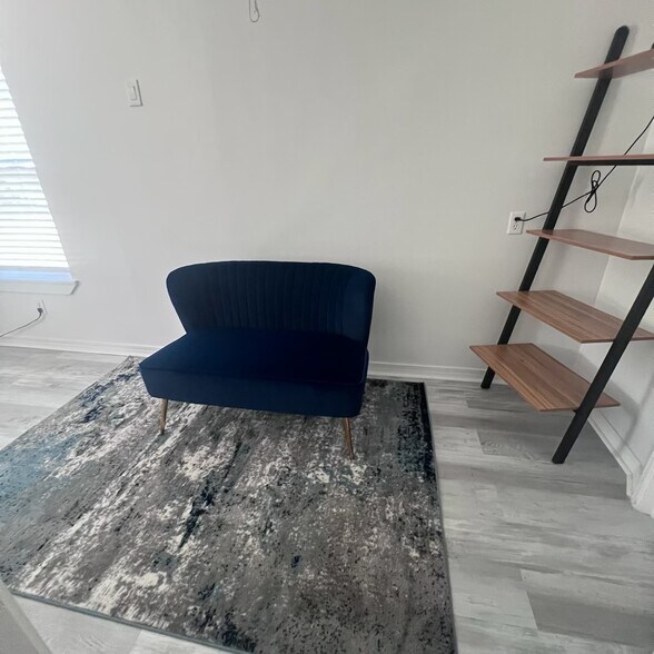 Building Photo - 4584 Tamarind Dr