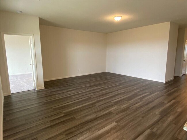 Building Photo - 4092 Scarlet Oak Ln