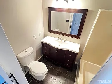 Building Photo - 2 Bedroom Single Family Residential or Office
