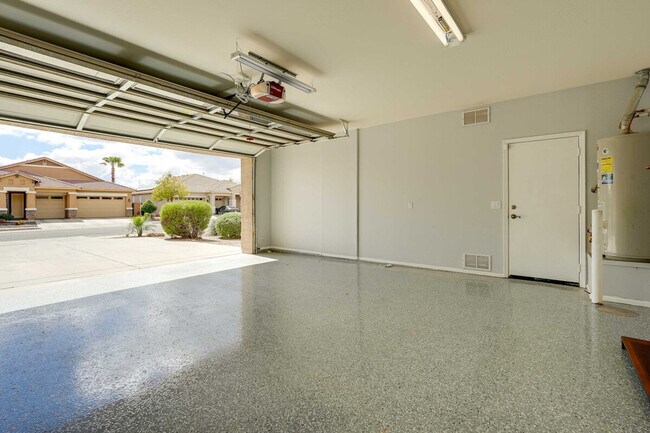 Building Photo - 17547 W Eugene Terrace