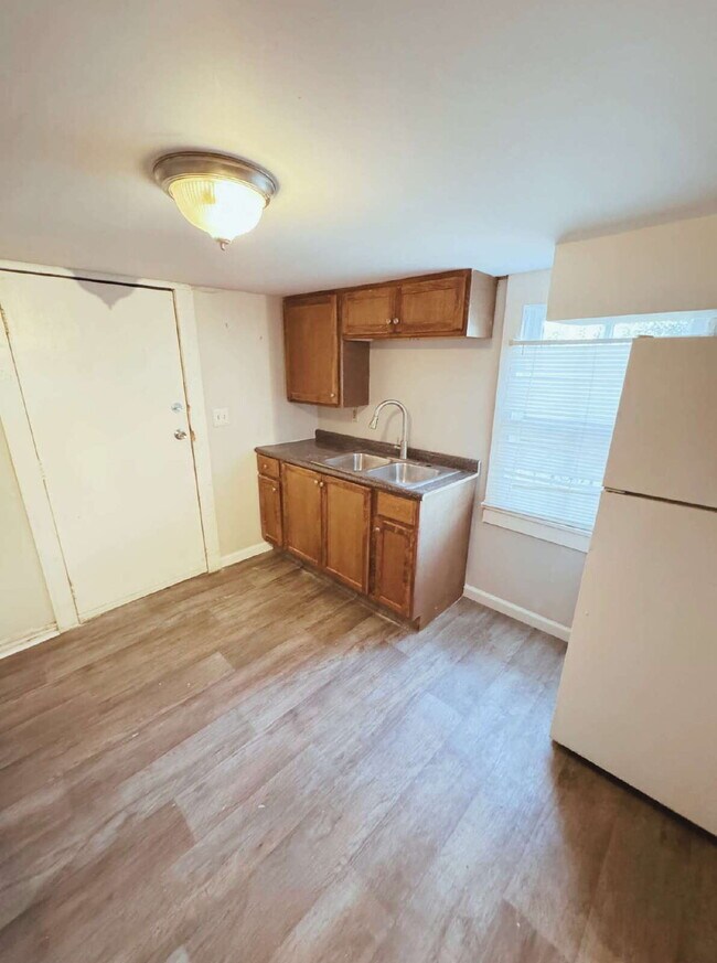 Building Photo - 730 Liberty St, Macon, GA 31201