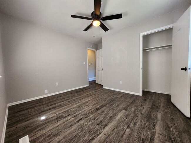 Building Photo - 4307 Ericson Dr