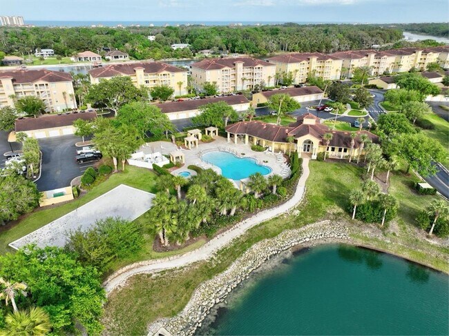 Building Photo - 100 Canopy Walk Ln