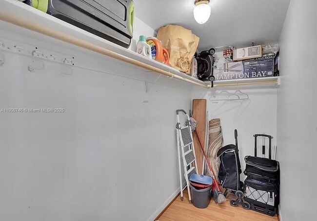 Building Photo - 1880 S Ocean Dr