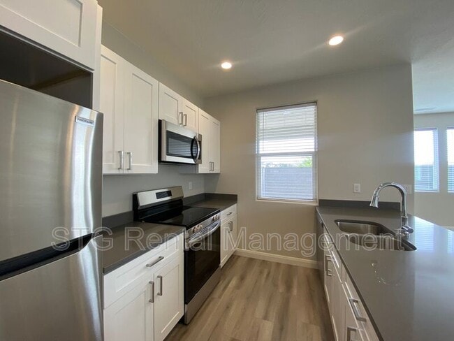 Building Photo - 4381 W 1200 S