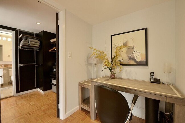 Building Photo - 1 bedroom in New York NY 10019