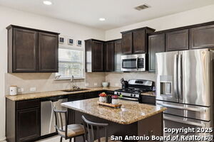 Building Photo - 6035 Hematite Rim