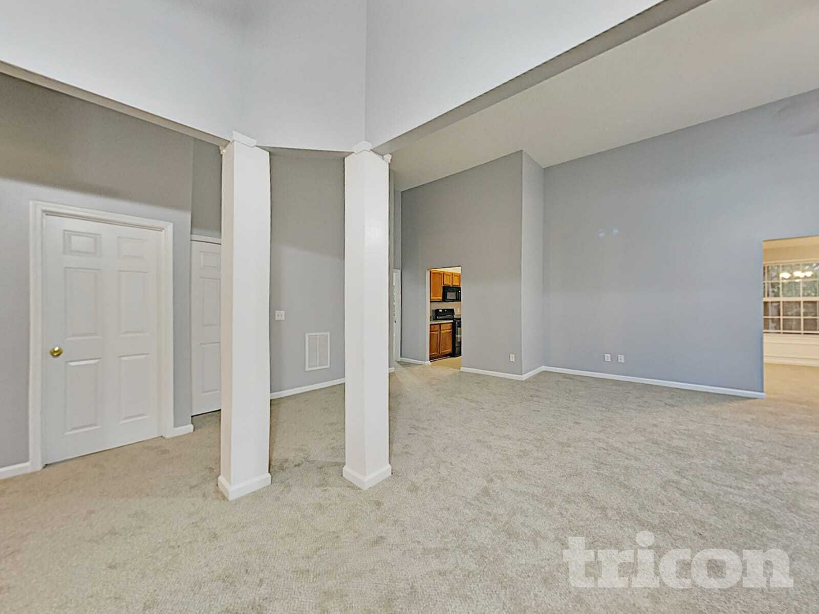 Building Photo - 161 Kentwood Springs Dr