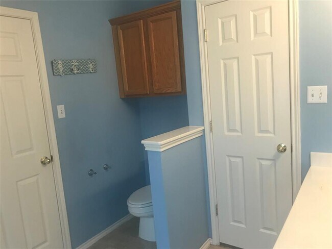 Building Photo - 11321 Fletcher Hall Ln