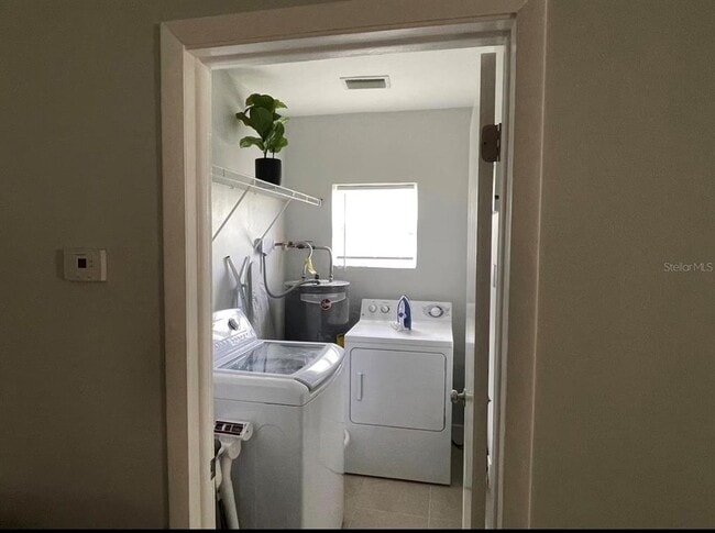 Building Photo - 16900 SW Lincoln St