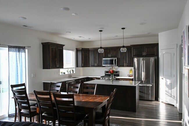 Building Photo - 451 S 1440 E