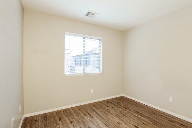 Building Photo - 2535 N 149th Ave