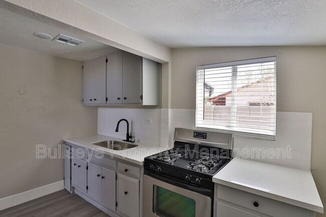 Building Photo - 1803 North 25th Pl