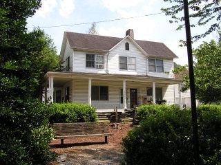 Primary Photo - 160 Main St