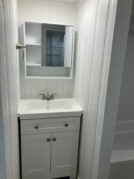 Building Photo - 3901 Cr 258