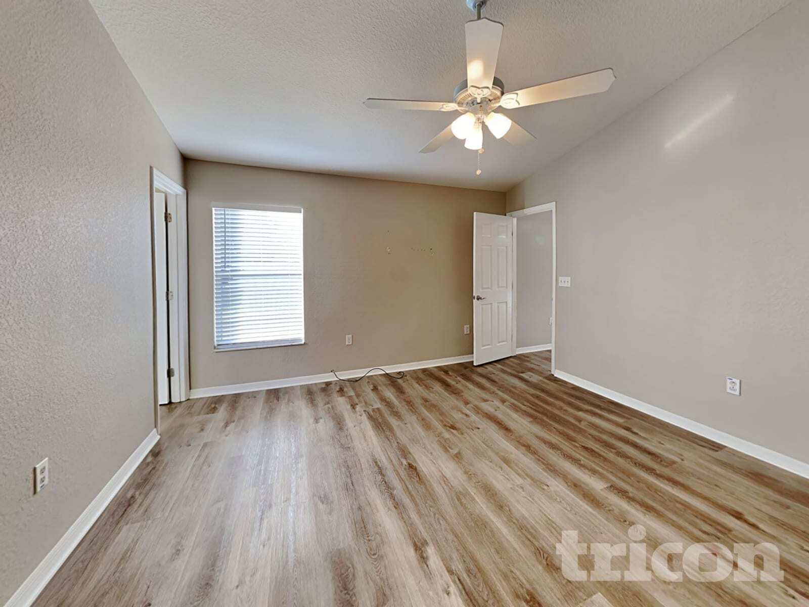Building Photo - 2075 Sunflower St