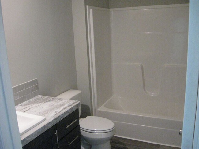 Building Photo - 44 Orange Blossom St