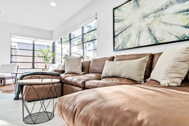 Building Photo - 6540 Park St