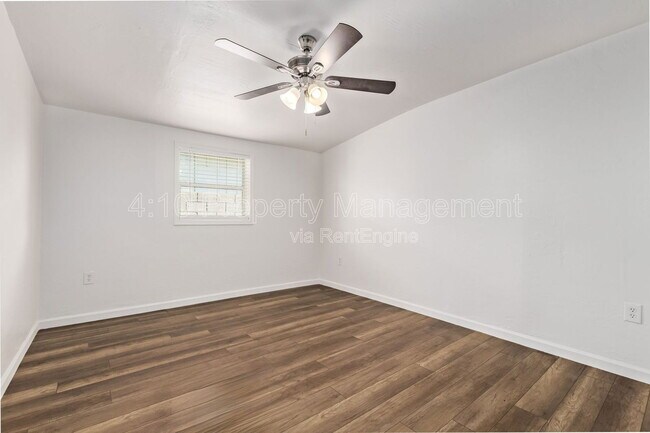 Building Photo - 1117 N 13th St