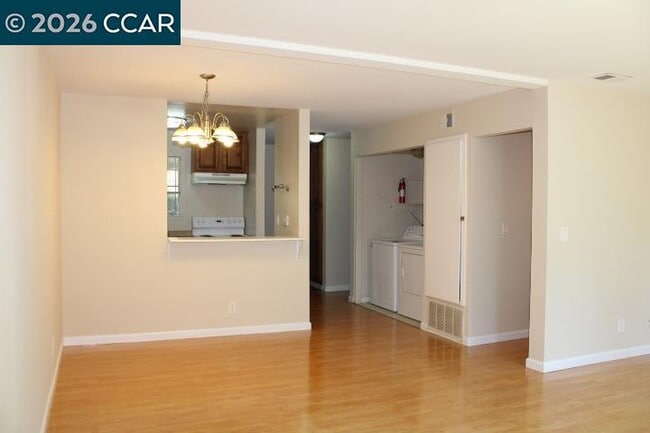 Building Photo - 507 Chabre Ct