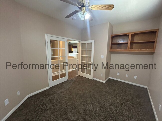 Building Photo - Charming 4 Bed/2 Bath NW Bakersfield Home ...