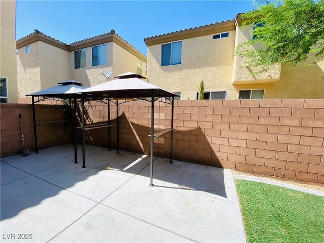Building Photo - 8428 Bellery Ave