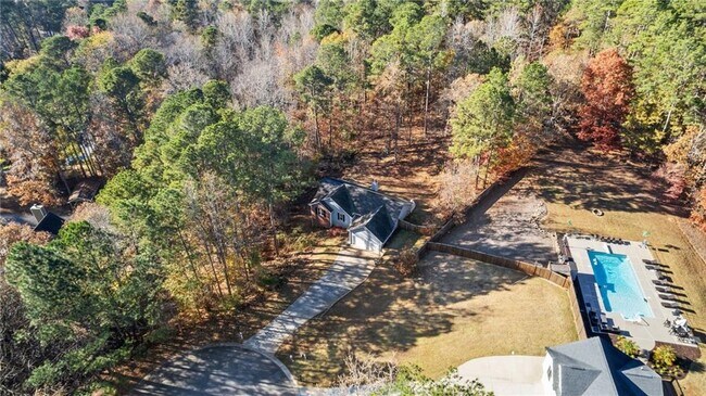 Building Photo - 405 Christopher Ln