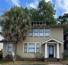 Building Photo - 1104 Belleview St
