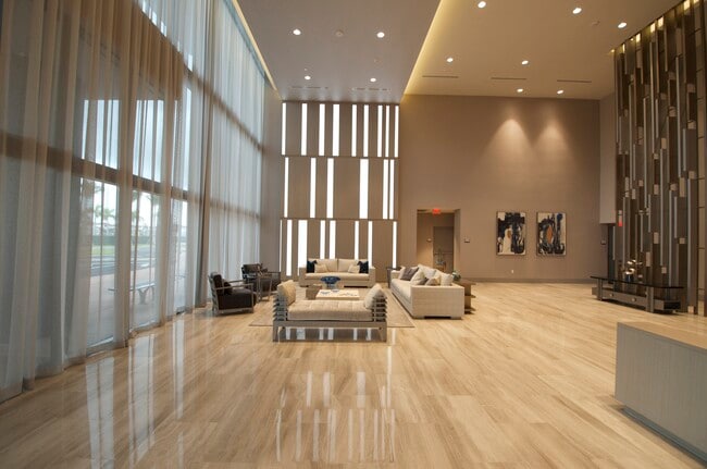 Building Photo - 5300 Paseo Blvd