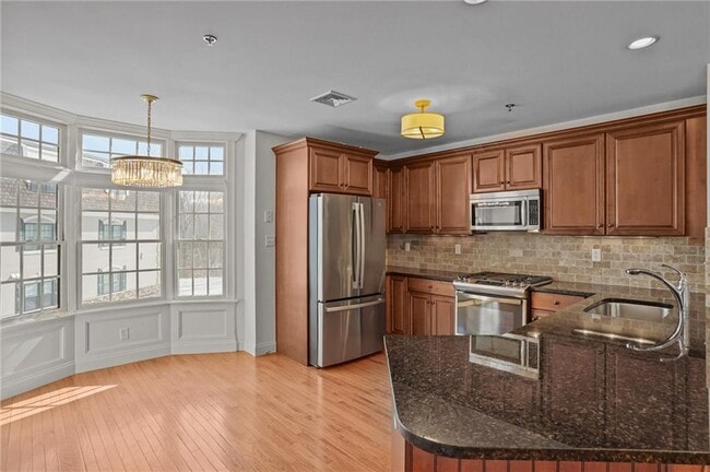 Building Photo - 109 Vistas Ct