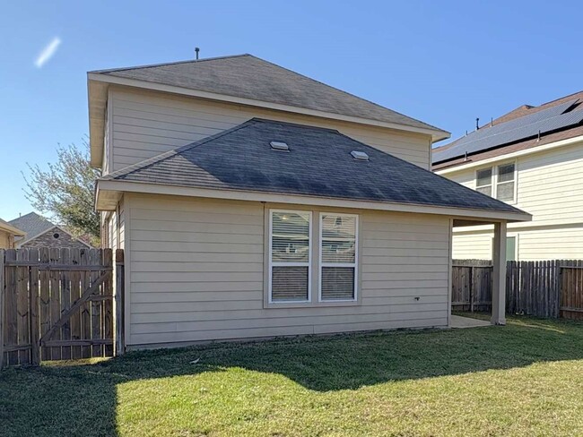 Building Photo - 30730 Gardenia Trace Dr