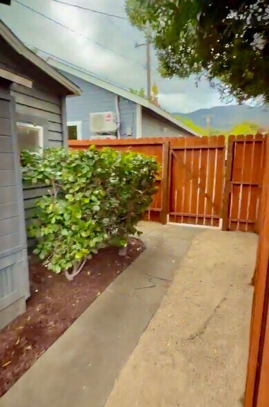 Building Photo - 159 N Canyon Blvd