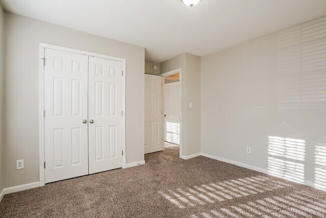 Building Photo - 1501 Poplar Ridge Rd