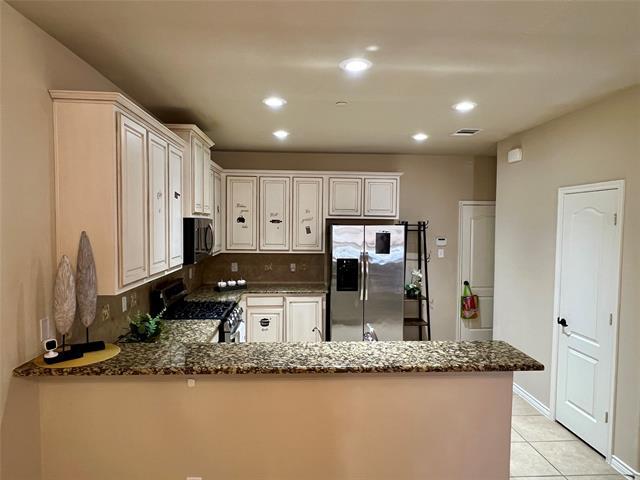 Building Photo - 4140 Comanche Dr