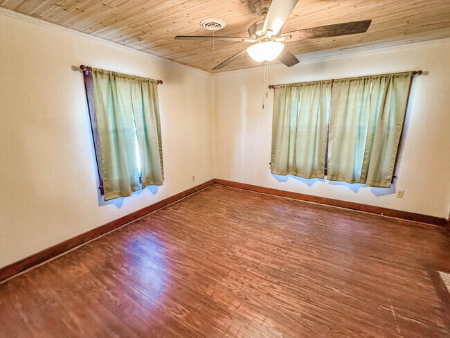 Building Photo - 3204 Ray Owens Rd