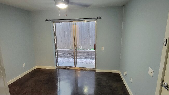 Building Photo - 2920 Cline St