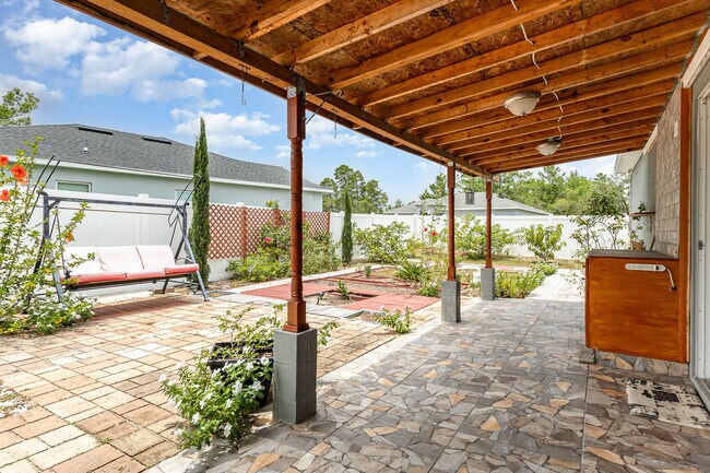 Building Photo - 139 Violet Ct
