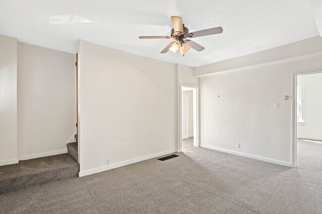 Building Photo - 129 S 18th St