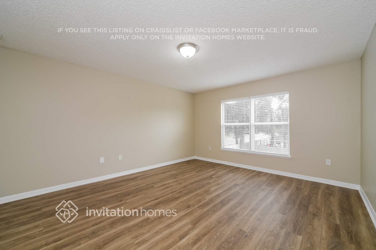 Building Photo - 2945 Ruxton Dr