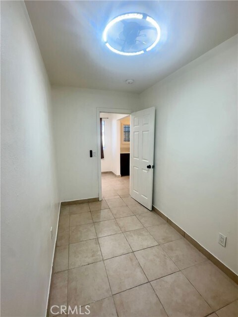 Building Photo - 113 W 97th St