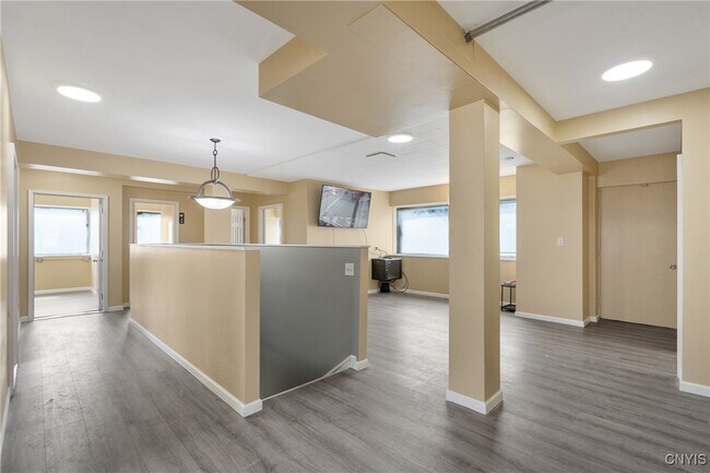 Building Photo - 2030 Erie Blvd E