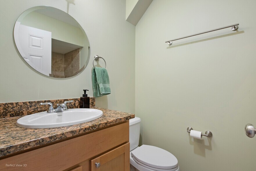 Building Photo - 1816 N Spaulding Ave