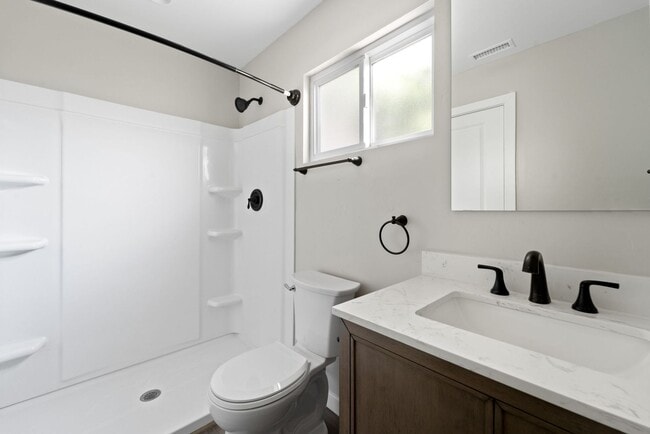 Building Photo - 2-Bedroom/2-Bath. New Build-MUST SEE!!!