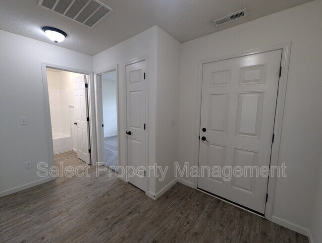 Building Photo - 2118 Blue Spring Run