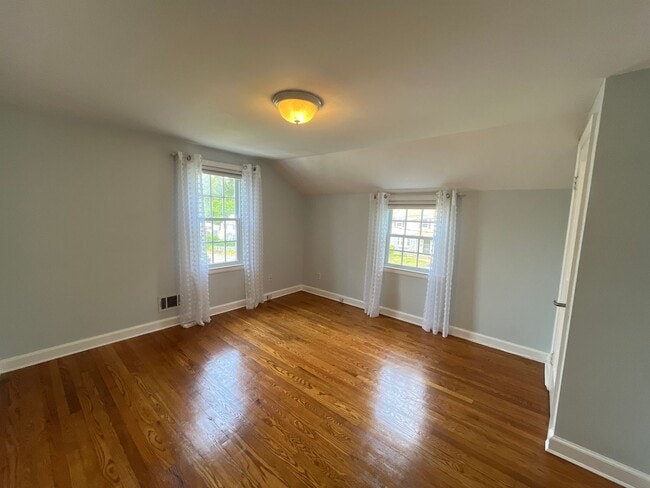 Building Photo - North Haven Single Family