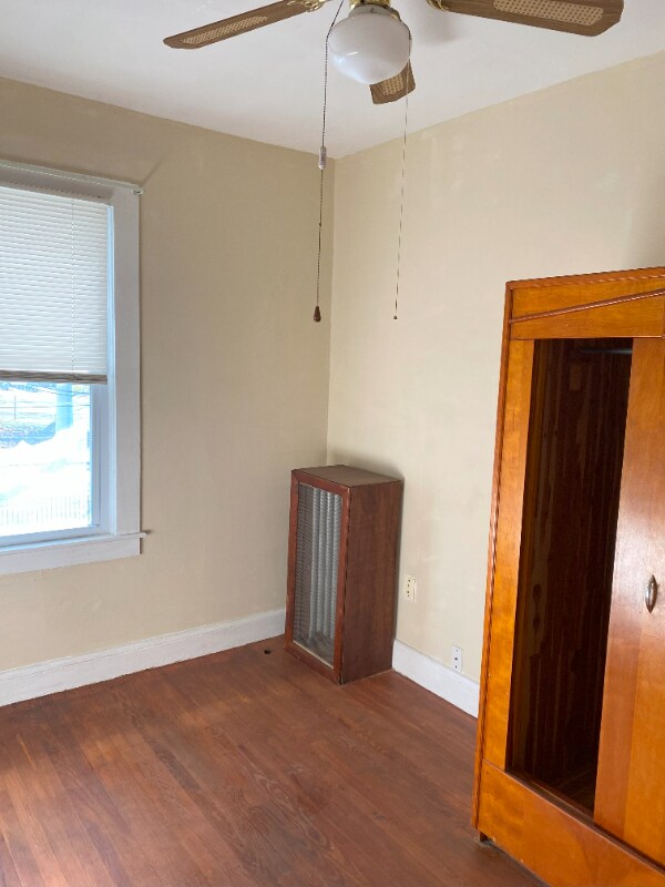 Building Photo - 605 Larch St