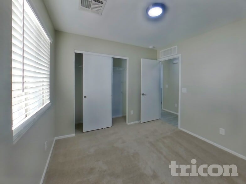 Building Photo - 37144 W Amalfi Ave