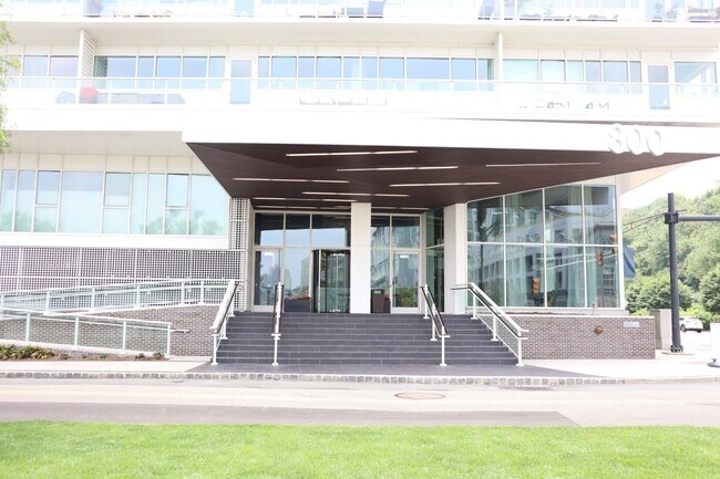 Building Photo - 800 Ave at Port Imperial Blvd